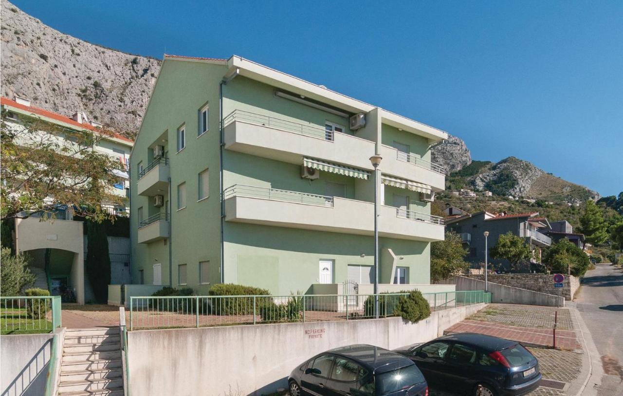 Nice Apartment In Omis With House Sea View Dış mekan fotoğraf