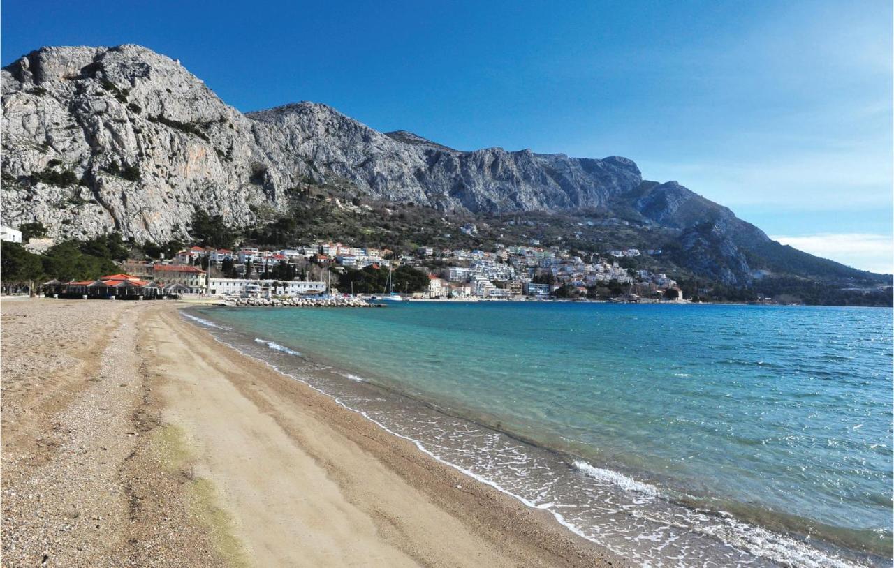 Nice Apartment In Omis With House Sea View Dış mekan fotoğraf